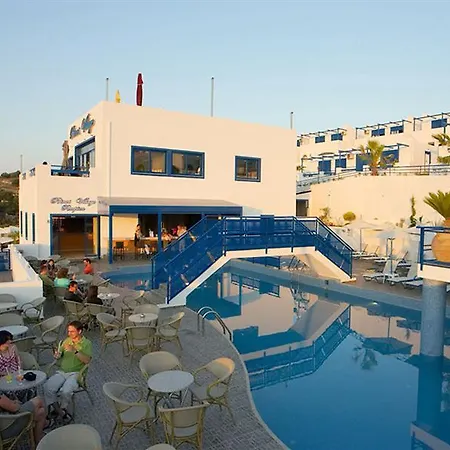 Aria Village Hotel 3*